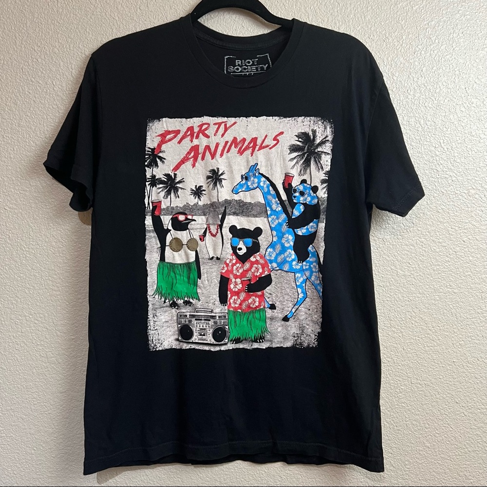 Riot Society Party Animals Graphic Shirt Sz M